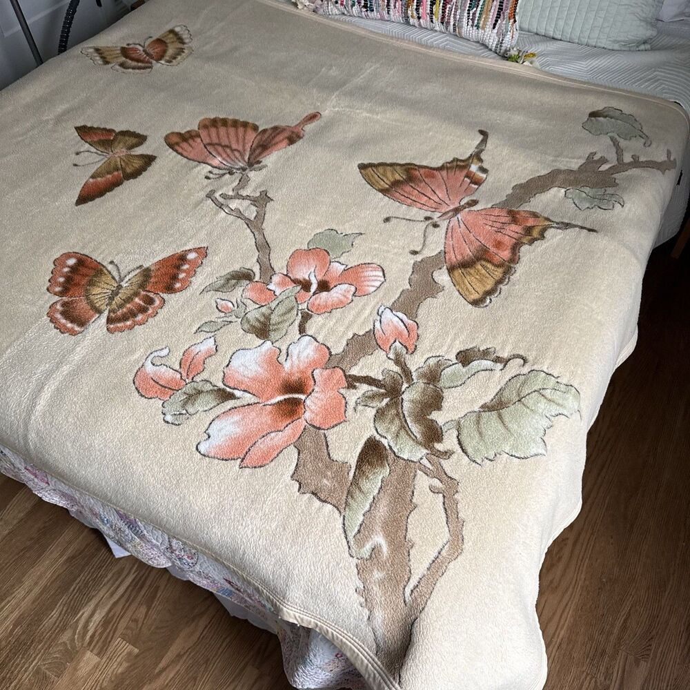 Vintage 80s Revert Butterfly Flower Blanket Chinoiserie Reversible Made in Spain